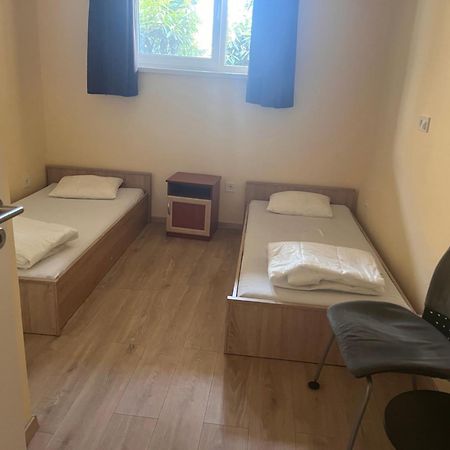 Manuela Ifjusagi Hotel Балатонфюред Экстерьер фото