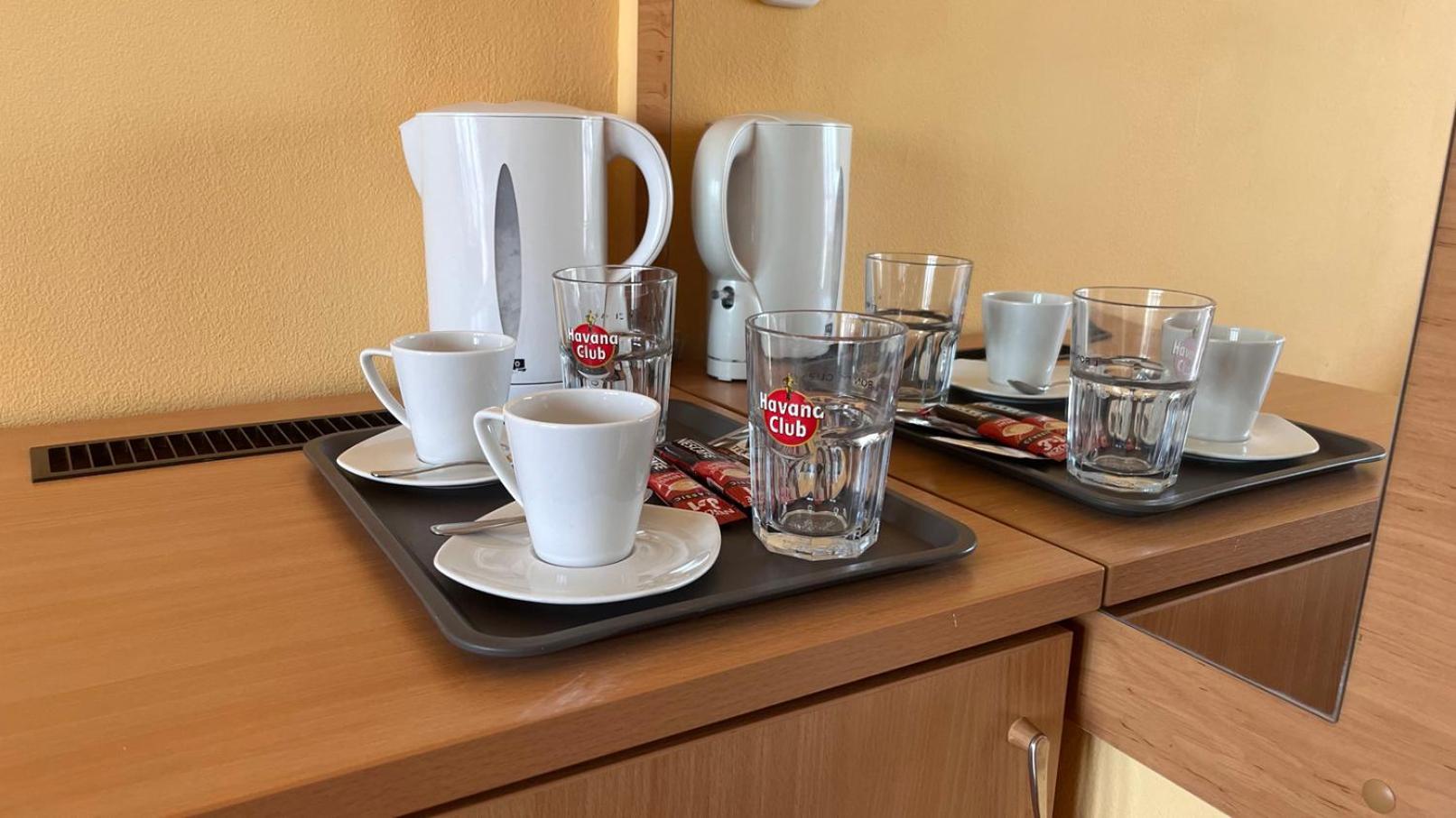 Manuela Ifjusagi Hotel Балатонфюред Экстерьер фото